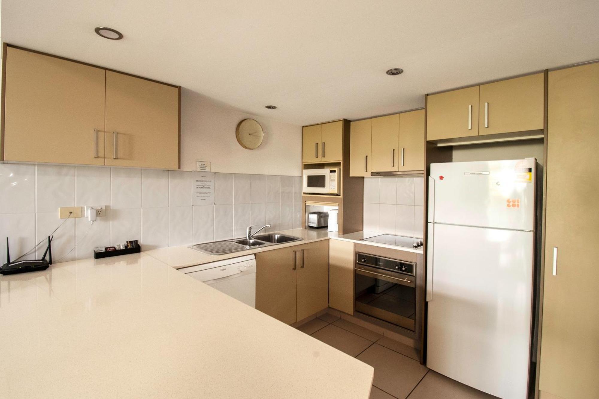 Key Largo Holiday Apartments Гоулд Коуст Екстериор снимка