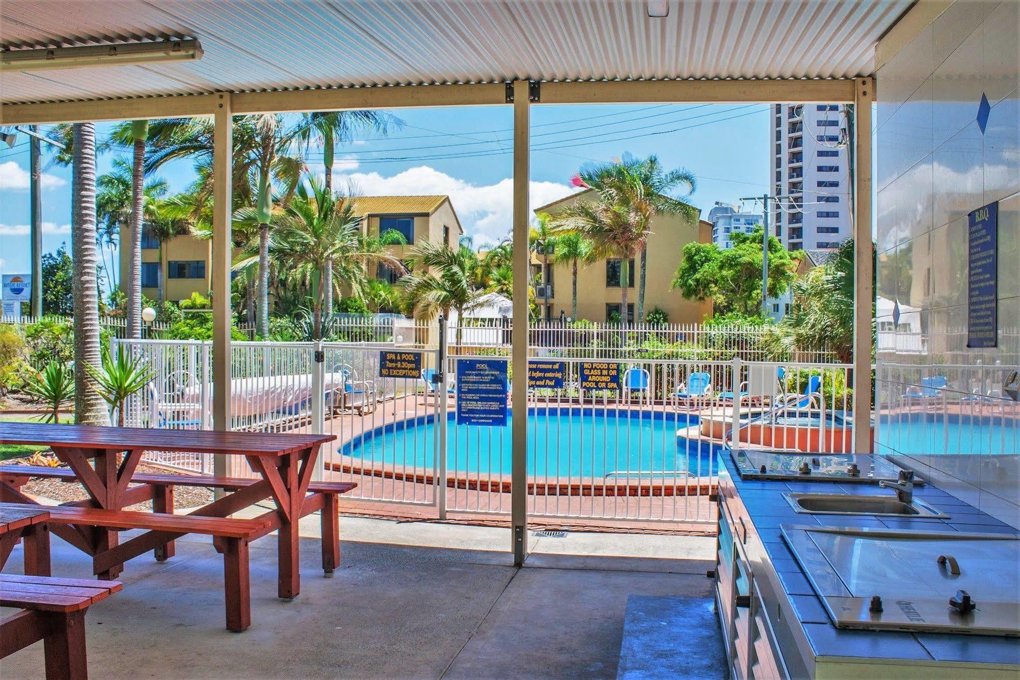 Key Largo Holiday Apartments Гоулд Коуст Екстериор снимка